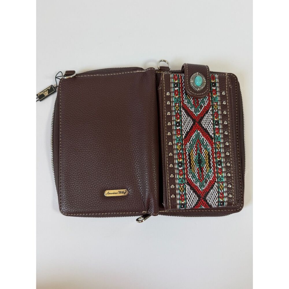 Montana West American Bling NWT Aztec Brown Leather Purse Wallet